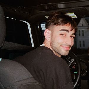 Meet your Posher, Tomas